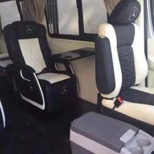 商務(wù)車改裝與會展服務(wù)的創(chuàng)新融合 力諾汽車改裝的卓越之道